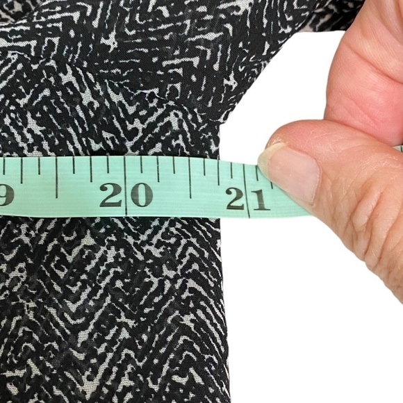 CLARA SUN WOO - SIZE SMALL - DARK NAVY / BLACK WITH WHITE SHEER GEO. PRINT B15 - Picture 9 of 13